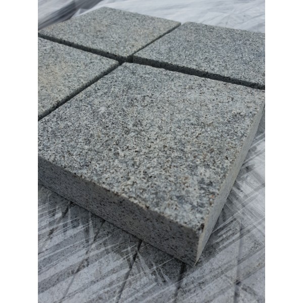 Trinkelės Padang granito degintos 10x10x3 cm, m2